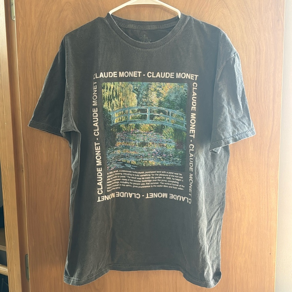 Large Grey T-shirt!!